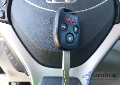 2013 Honda Civic Lx z USA, uszkodzony, nr VIN 19XFB2F51DE084023